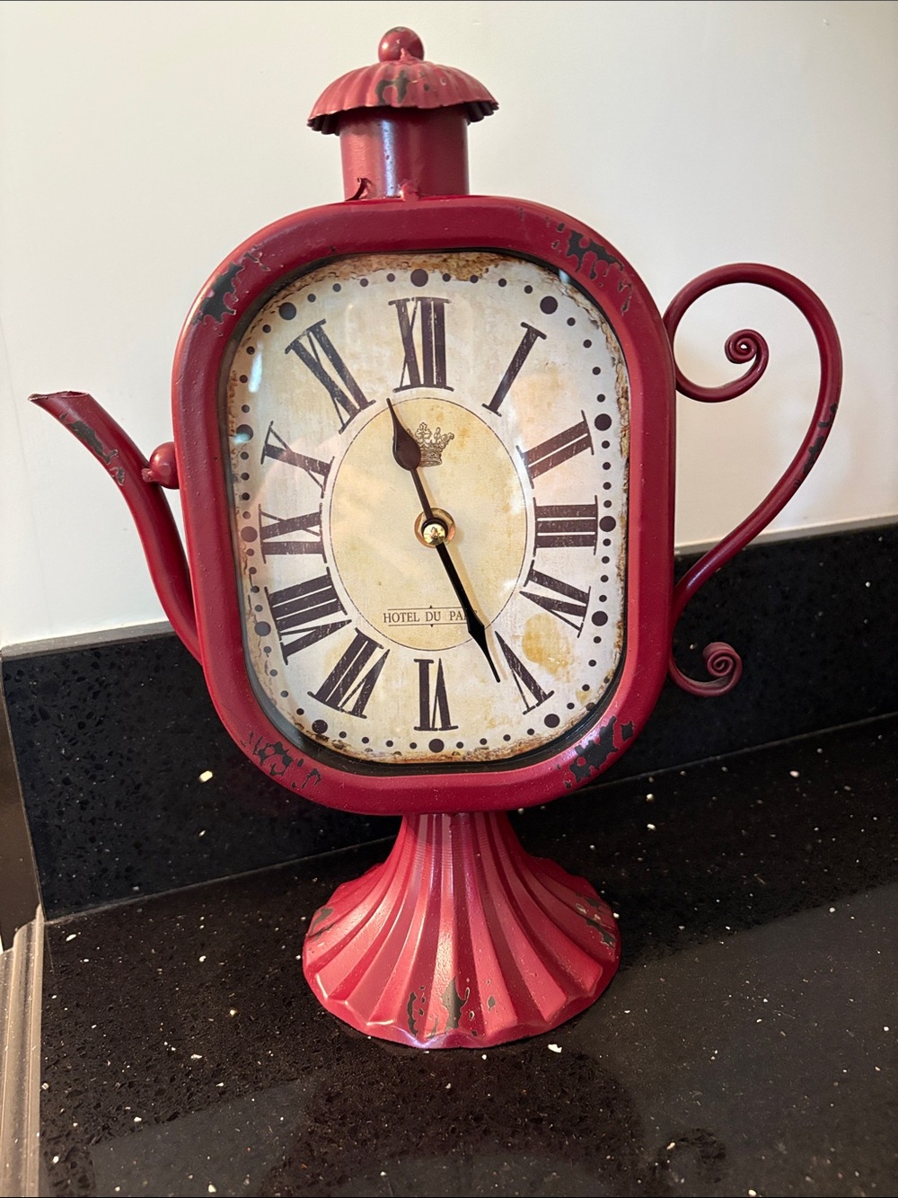 Vintage Inspired Metal Dark Red DISTRESSED Teapot Table Mantel Clock Shabby Chic